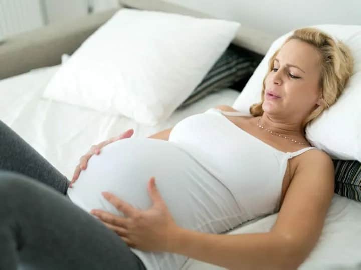 Jak rozpoznać pierwsze skurcze przed porodem? 8 kluczowych oznak