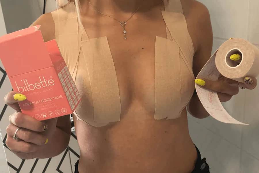 Jak ściągnąć taśmy do biustu bez podrażnień - praktyczne porady