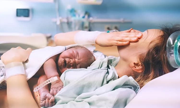 Jak naprawdę wygląda poród? Zaskakujące fakty i etapy porodu, które musisz znać